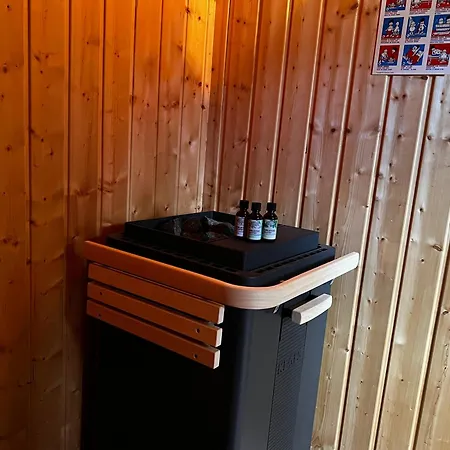 בקתה Mit Sauna Und Hot Tub הוכרינדל